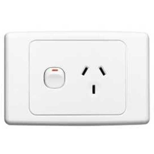 Clipsal 2000 Series Switch Socket Outlet Single, 250V, 10A | White Electric | 2015-WE