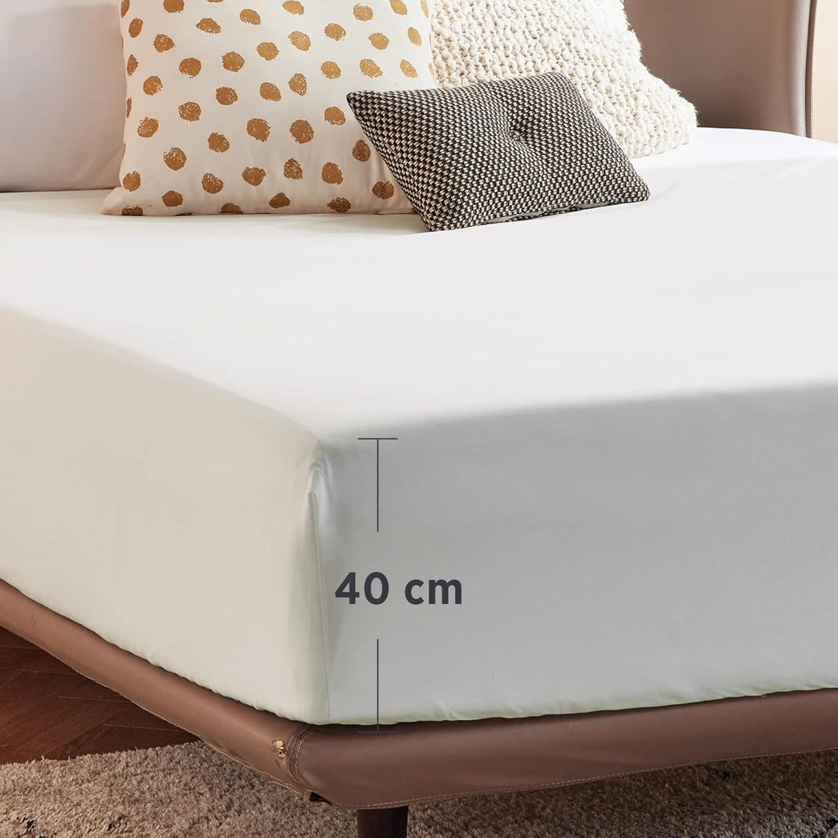 2000TC Hotel Quality Fitted Sheets - 2 Piece Fitted Sheets -Breathable Bedding - Wrinkle, Fade, Stain Resistant- 16inch/40cm Deep Pocket Fitted Bed Sheets-Wrinkle and Fade Resistant,(White,Super King)