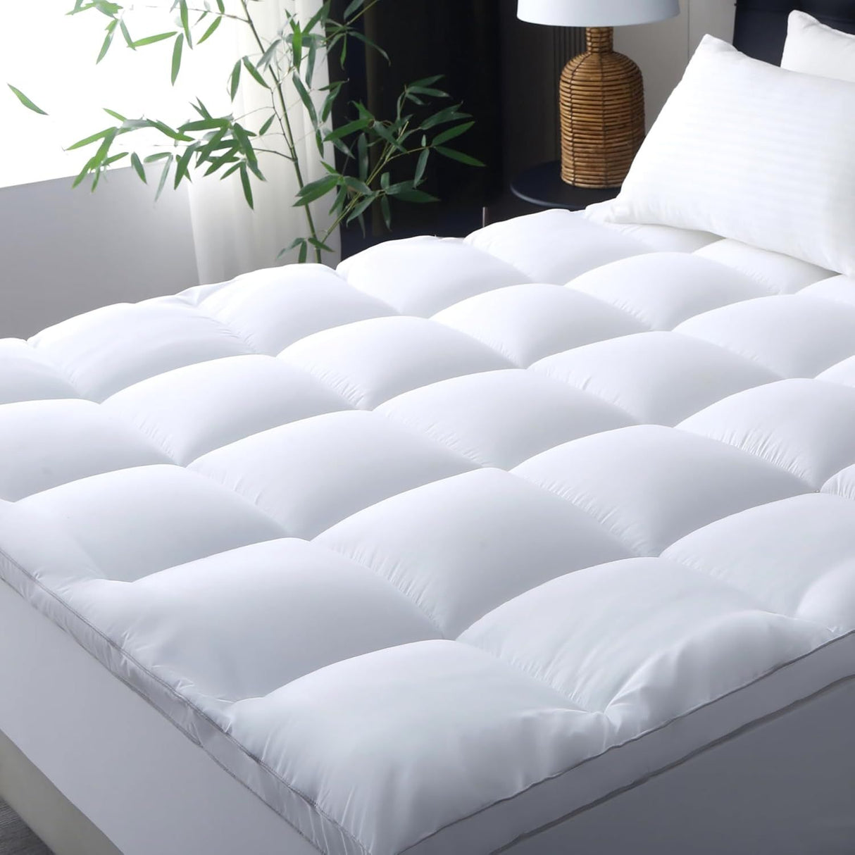 1000GSM Mattress Topper Viscose Derived from Bamboo, Thick Pillowtop Fitted Mattress Cover with 45cm Deep Skirt - Machine Washable Hypoallergenic(Single,Black)