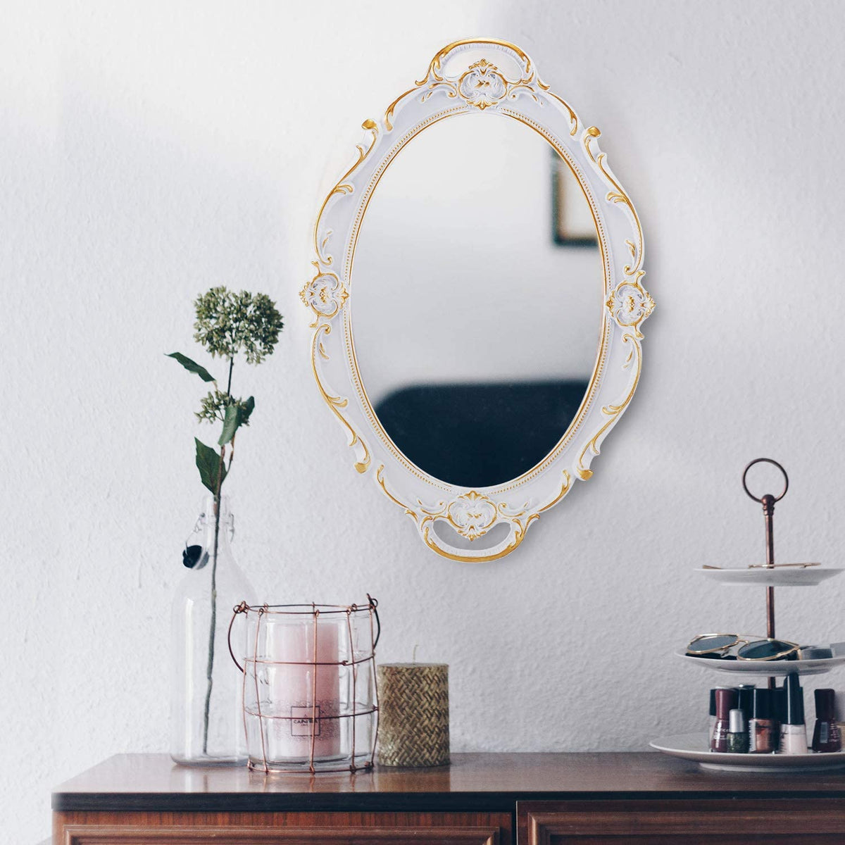 White hanging wall mirror, 25 x 38 cm, lightweight.