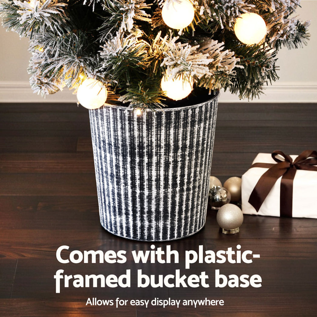 The 1.2m potted snowy tree from another angle, needing no tools.