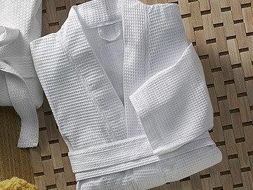 Waffle weave bathrobe in the Wallawa gift packs