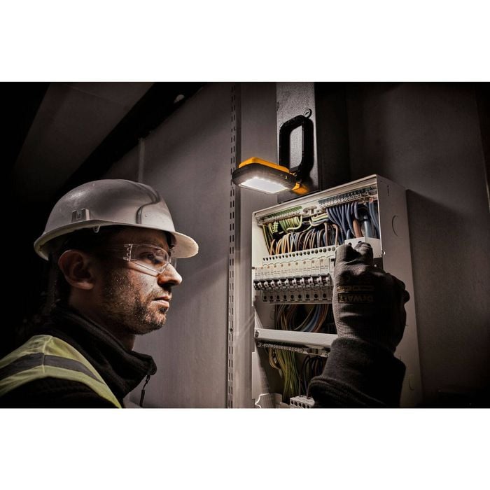 DeWALT Rechargeable USB-C Tasklight