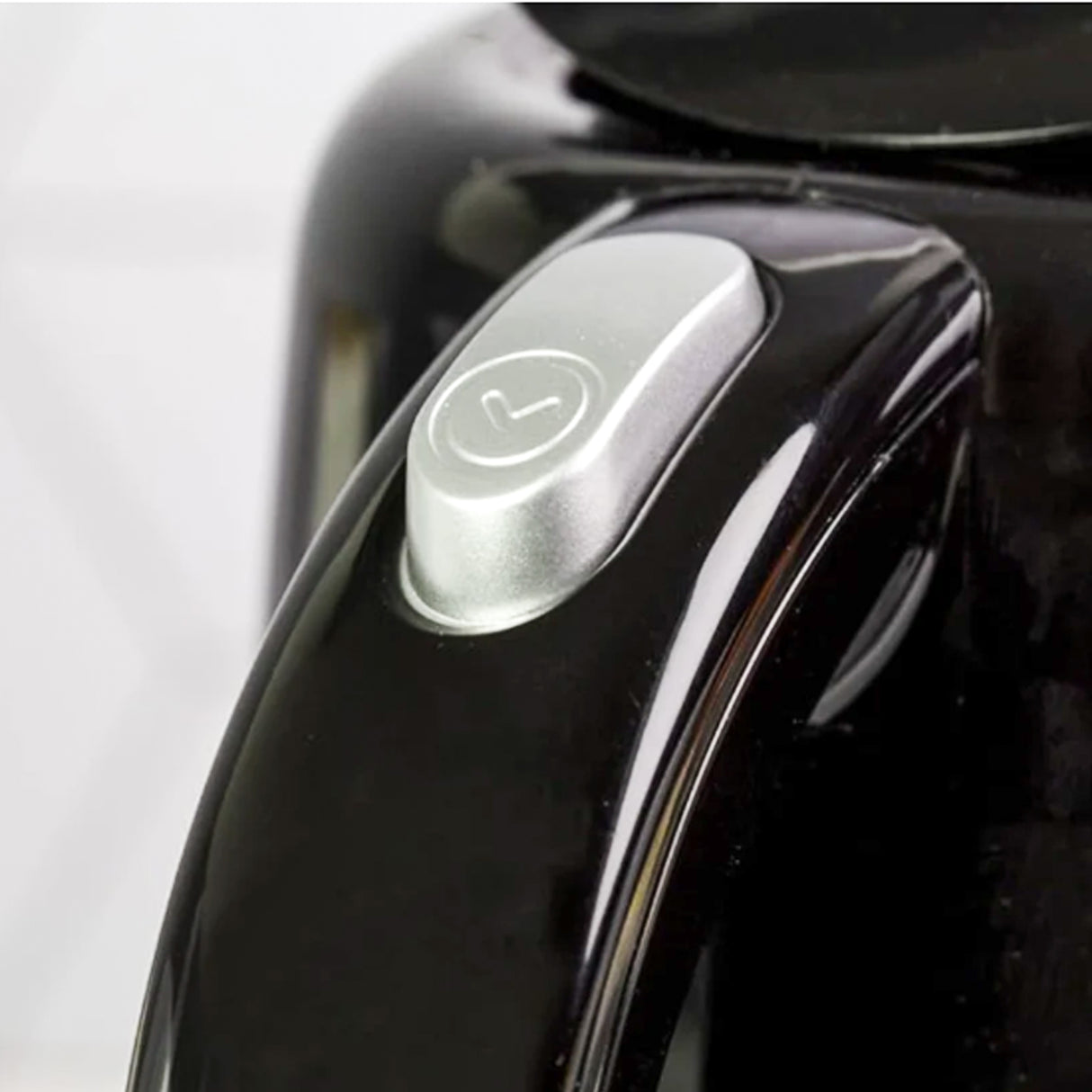 Dolphy 1L Electric Kettle – Black Compact Hot Water Kettle with 360 Swivel Base, Concealed Heating & Auto Shut-Off, Ideal for Hotel & Home Use