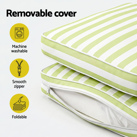Green chair pad, quick drying, lightweight.