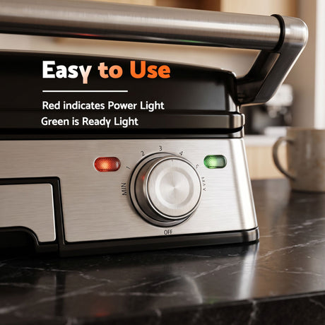Panini press grill, 2000W, with a non-stick surface.