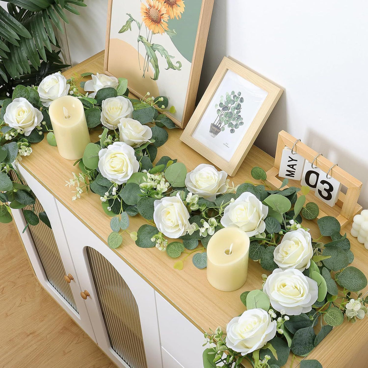 Eucalyptus with Flowers - 60 Heads-E