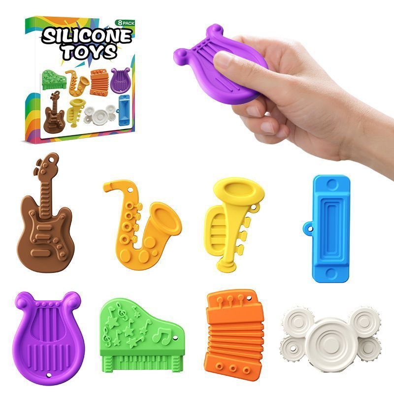 Small magnet toys - 4 pieces