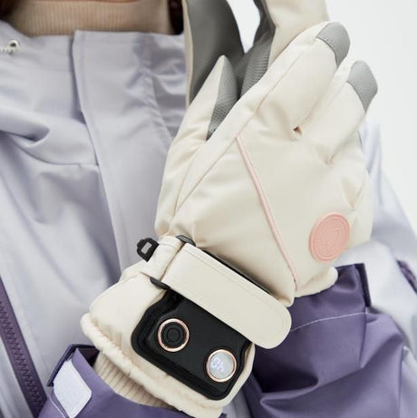 White heated gloves, lightweight.