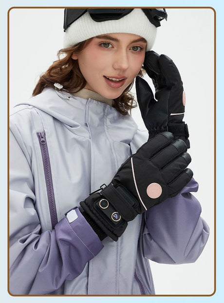 White heated gloves, lightweight.