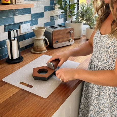 Rolling knife sharpener.