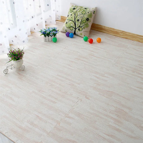 White flooring mats, 60x60cm, 12 tiles, easy to clean.