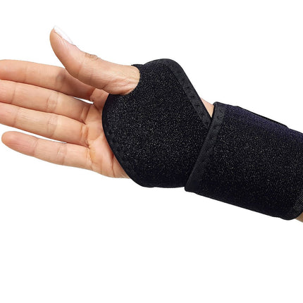 Powertrain Wrist sports injury compression support