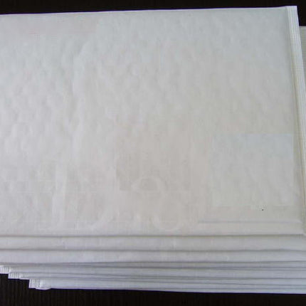 100 Wholesale Pack of 34*24cm White Padded Mailer Bag Envelope