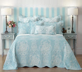 Bedspread, queen size.