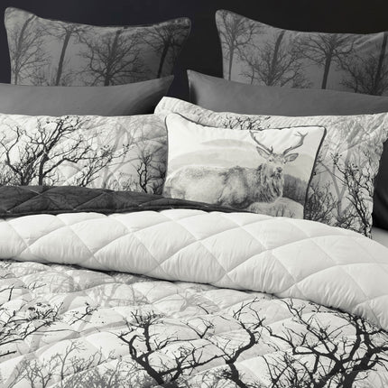 Bianca Boscage Black Forest Printed Quilted Polyester Coverlet Set Queen/King