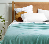 Blanket, queen size.