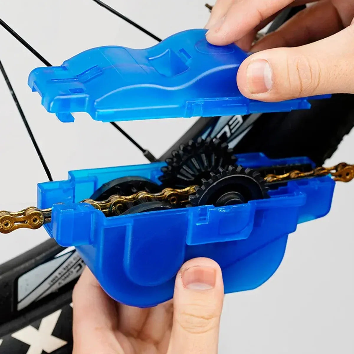 10 Piece Bike Cleaning Brush Kit Bicycle Maintenance Tool Set for Chain and Gear