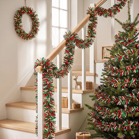 Ninth view of the 20m tinsel garland.