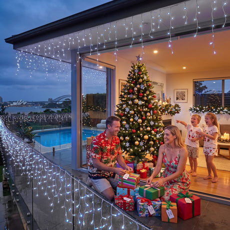 32m solar icicle lights, solar powered.